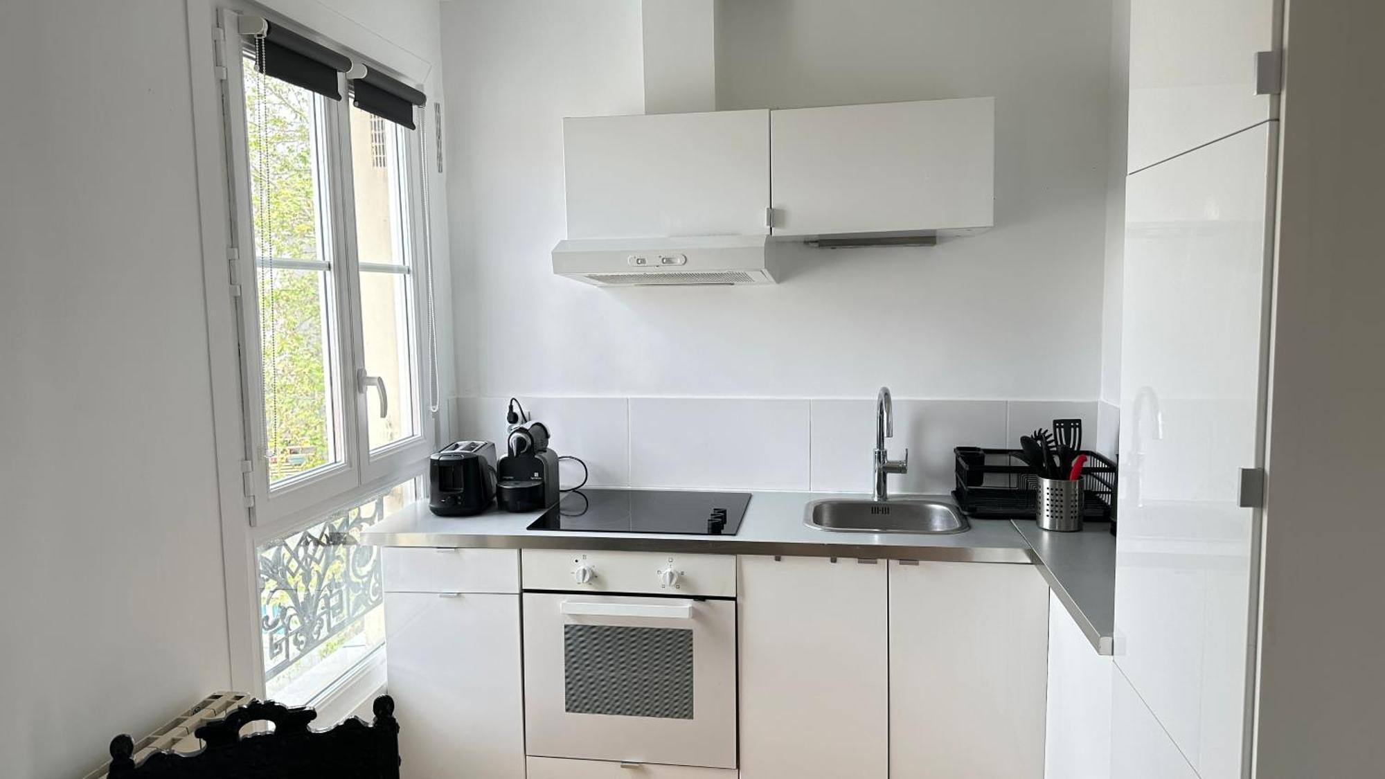 Charmant Studio Au Coeur Du 18E Apartamento Paris Exterior foto