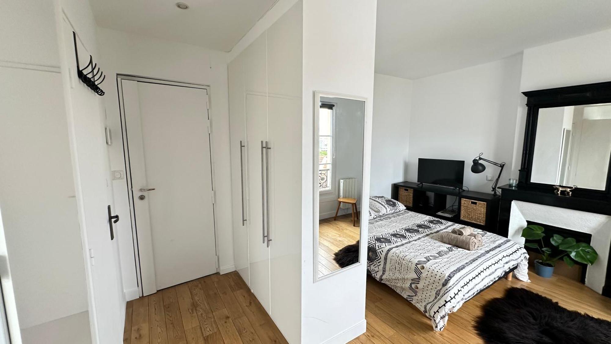 Charmant Studio Au Coeur Du 18E Apartamento Paris Exterior foto